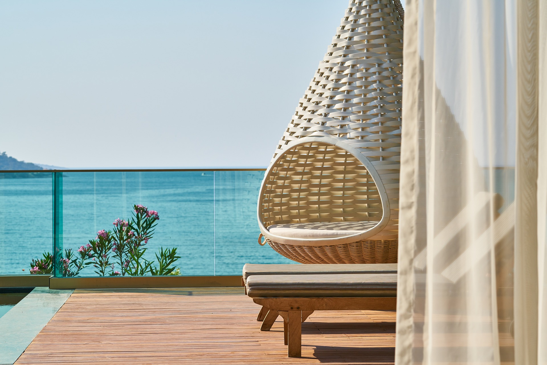 How to register а guest apartment in Bulgaria?